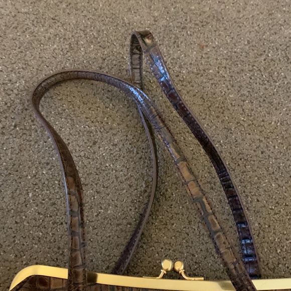 Clasp brown faux reptile handbag - Picture 5 of 7